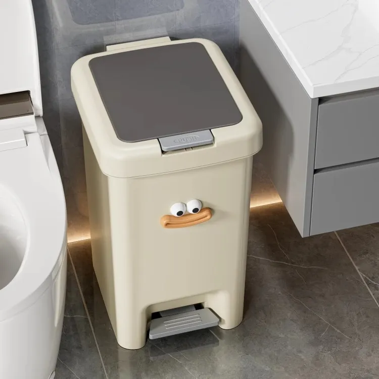 垃圾桶家用2025新款大号脚踩带盖厕所卫生间厨房免弯腰高颜值客厅