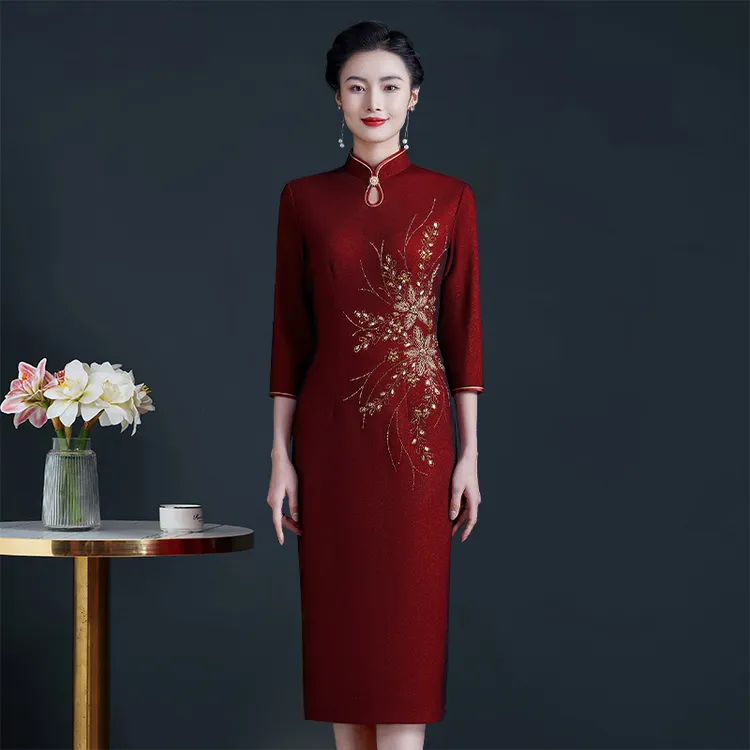 25年早春新款复合网布钉珠绣花修身婚礼婚宴服喜婆婆妈妈装10305