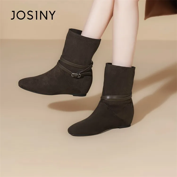 卓诗尼短靴女款2025新款爆款炸街短靴流行鞋子时尚百搭复古马丁靴