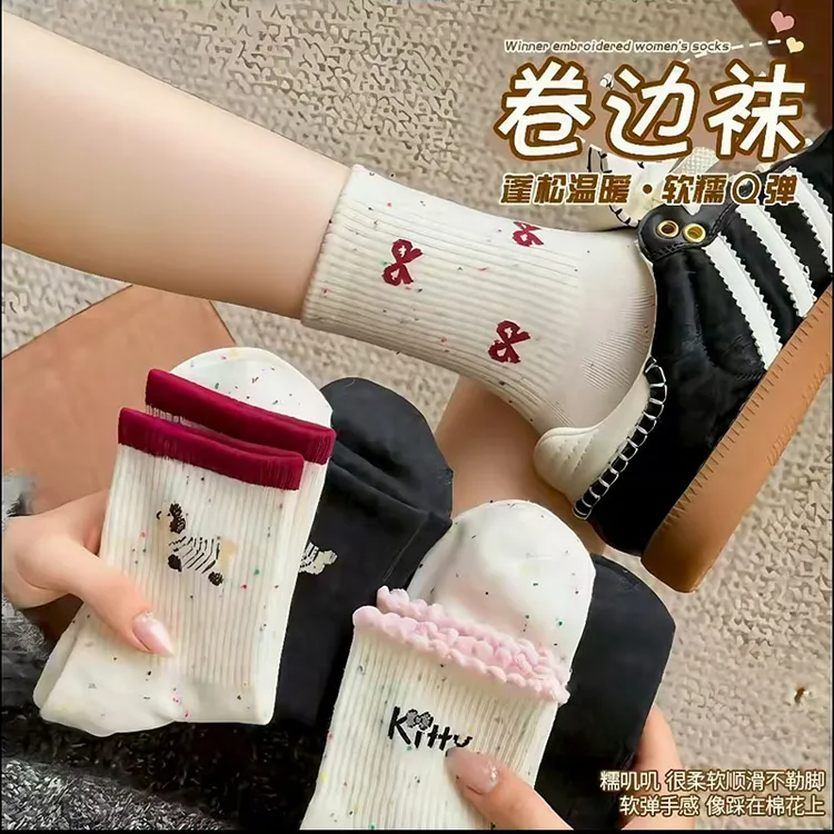 25秋冬季新款棉袜子女吸汗透气美拉德点子纱中筒袜秋百搭学生袜子