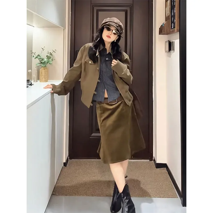 秋一整套高级感穿搭美式复古立领外套超好看显瘦包臀鱼尾裙两件套