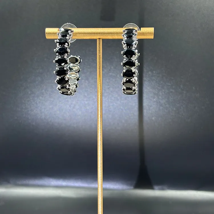 铜合金耳饰 独特气质黑色锆石C圈耳环女小众设计圈圈耳钉简约耳饰