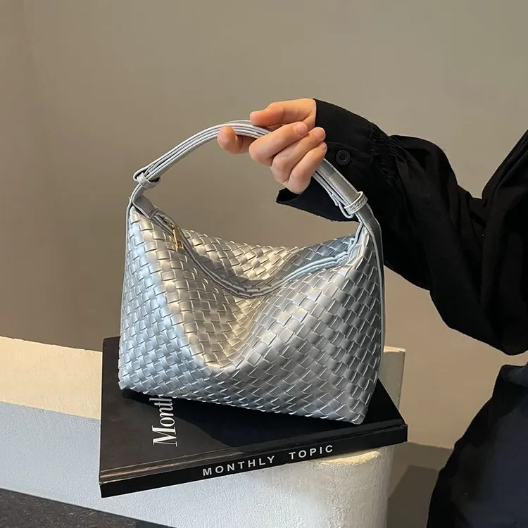 手工编织包包时尚单肩斜挎包休闲女简约手提饭盒包潮流腋下包xq