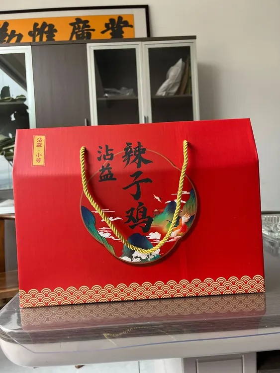 1.5公斤小芳糍粑辣子鸡大气高端正宗礼盒套餐炸鸡辣子鸡礼盒沾益