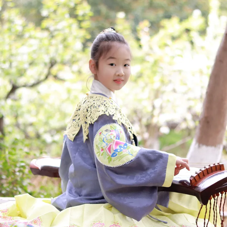 鲜衣怒马少年时【剪花】原创儿童汉服 男明制圆领袍女圆领袍马面裙