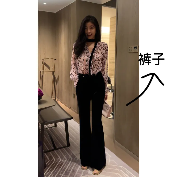 N.COU妮蔻25秋新款百搭气质高腰显瘦黑色丝绒喇叭休闲裤DY23167
