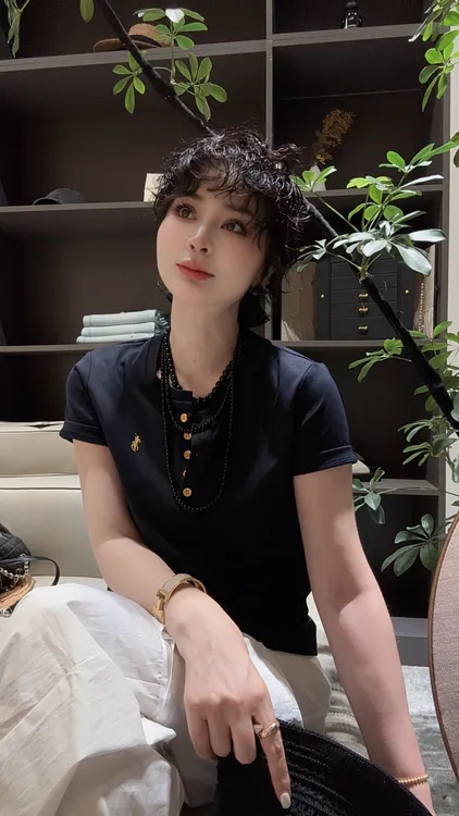 FANYE 2025夏季新款极简设计感拼色排扣绣马短袖T恤25329