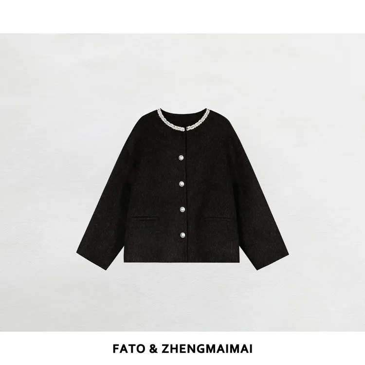 郑买买 香香小姐 秋冬新款气质显瘦百搭钉珠绵羊毛大衣 JH51007W1