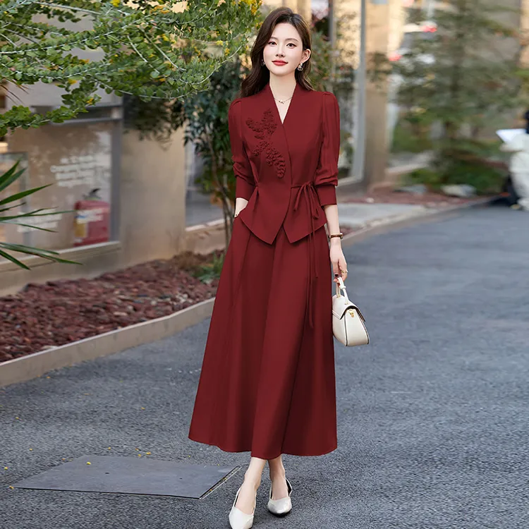 新中式通勤时尚套装酒宴2025新款显瘦红色收腰订婚春秋女装半身裙