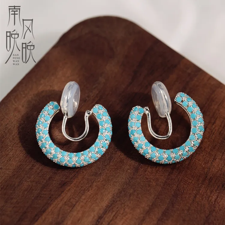 铜合金耳饰 0745气质蓝色满钻小圈C形蚊香盘耳夹温柔女耳饰轻奢