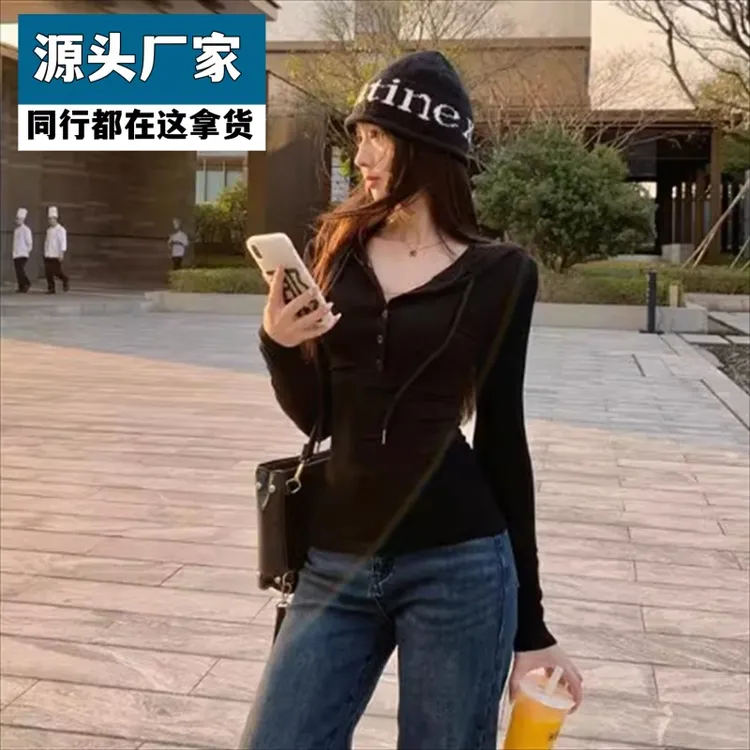 梵乐芬2025春季新款韩系简约辣妹修身显瘦半开扣连帽收腰白色长袖
