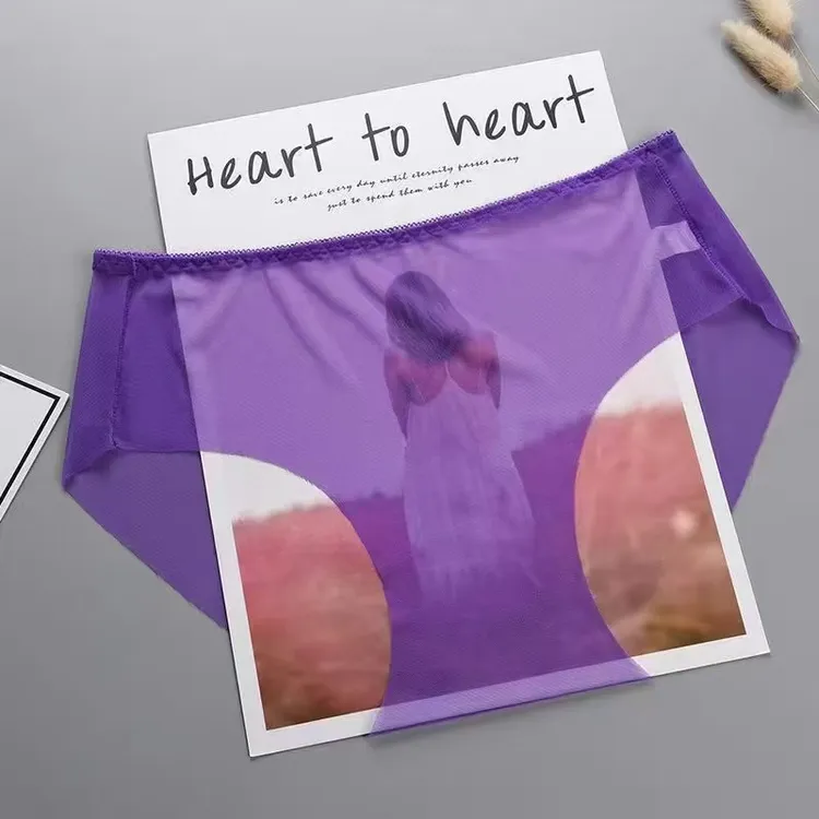 新款透气超薄无痕一片式性感网纱蕾丝三角透明女士包臀内裤