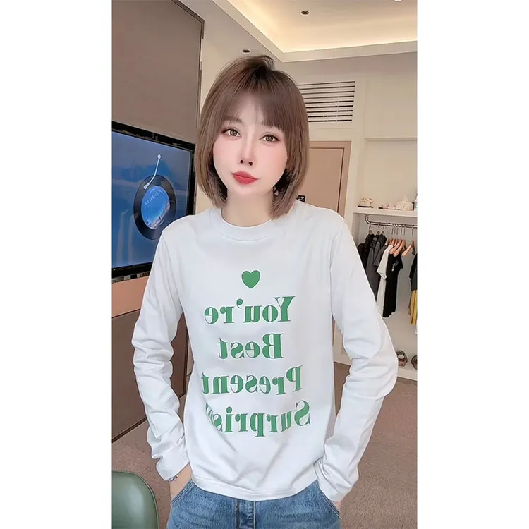 欧货2025秋冬新款时尚减龄字母印花圆领长袖t袖休闲百搭上衣女