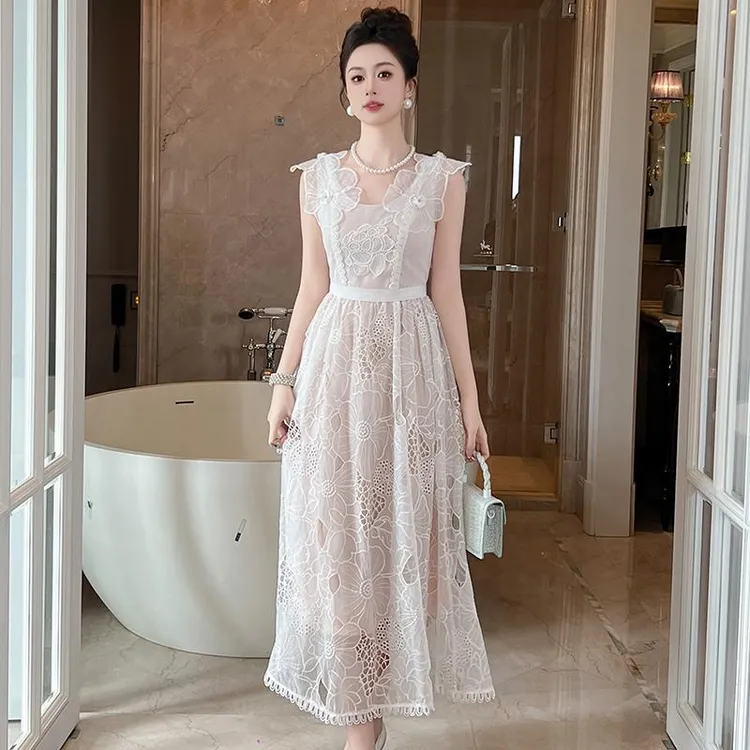 水溶蕾丝高级感优雅超仙连衣裙夏季温柔减龄女人味漂亮无袖长裙子