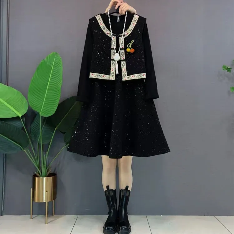 胖MM大码女装国风盘扣马甲连衣裙套装时尚复古显瘦减龄秋冬两件套