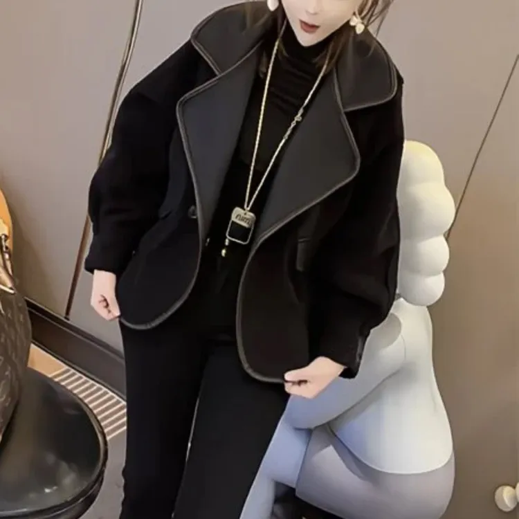 爆款翻领短外套减龄气质两面穿个性时髦新款