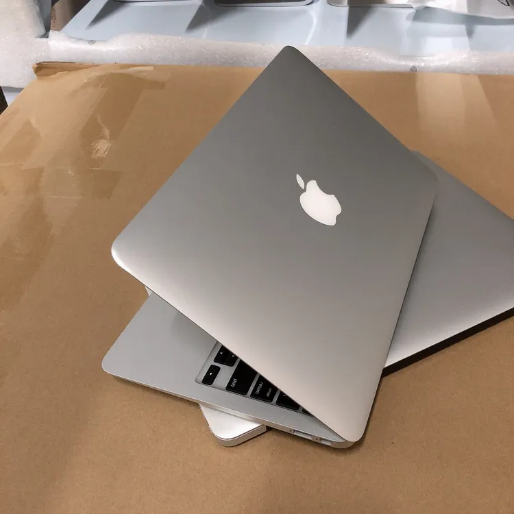 95新 Apple/苹果 笔记本电脑MacBook超薄Air11.6寸商务办公本-O