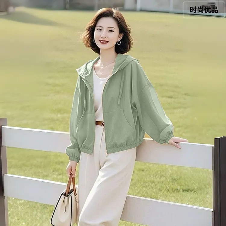 连帽短款防晒衣外套2025夏季新款宽松小个子休闲夹克薄款百搭上衣