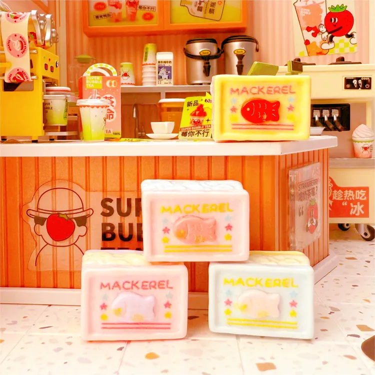 【三三创意】-小鱼厚切奶油蛋糕定制款卡通环保树脂立体DIY创意配件