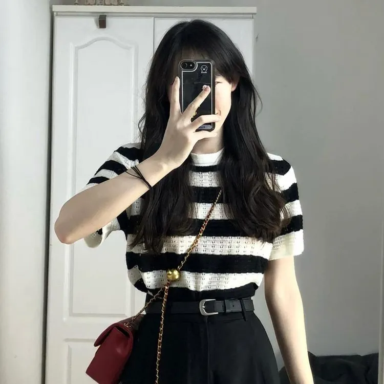 港味条纹好看针织衫正肩短袖t恤女士夏季显瘦设计感小众短款上衣