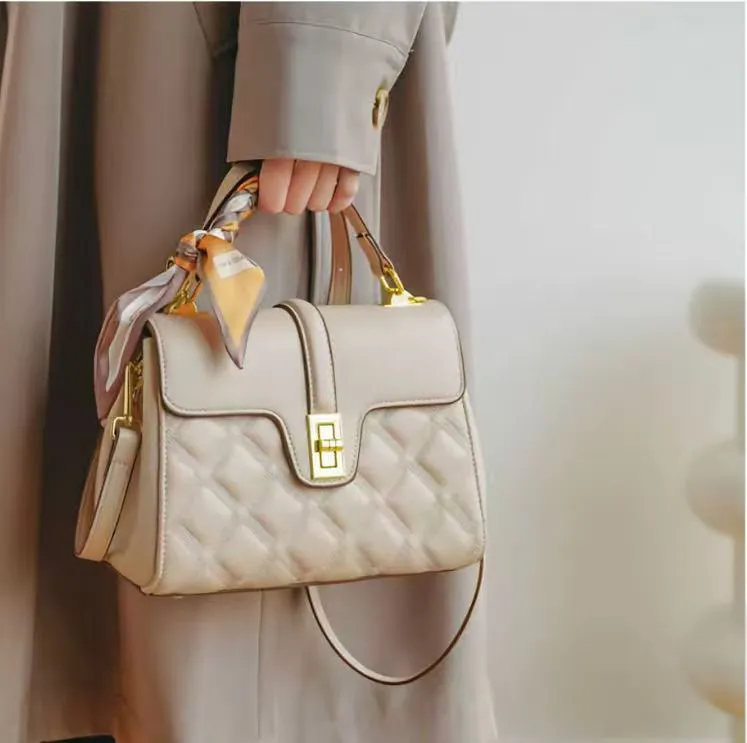 2025时尚小众精品女包
