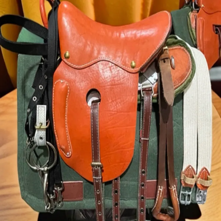 综合军鞍三花头层牛皮马鞍带全套皮配件木板加钢板骨架马具用品
