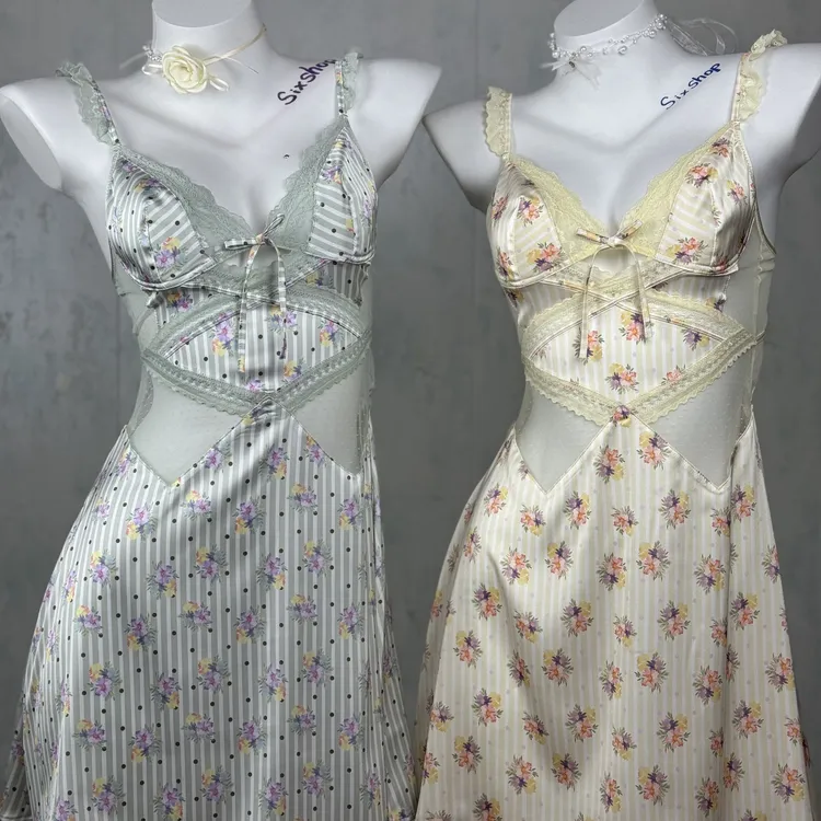 Six shop高级小碎花吊带睡裙