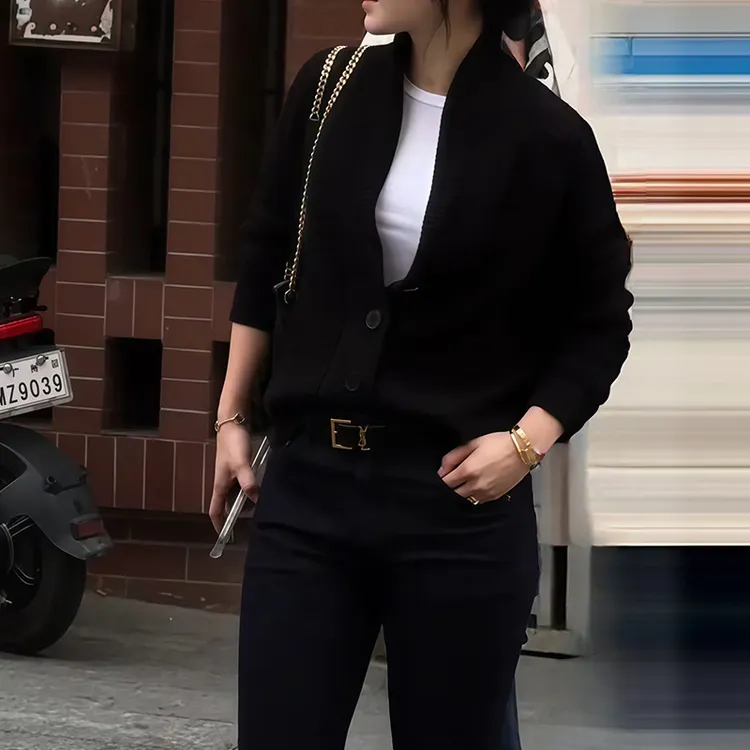 韩系时尚气质轻熟简约风针织开衫女装秋冬高级感慵懒减龄百搭毛衣