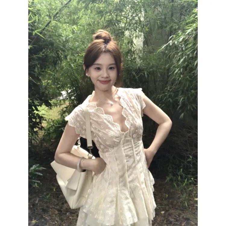 MARIE.COCO法式绝美蕾丝镂空荷叶边衬衫掐腰小衫小个子半身裙套装