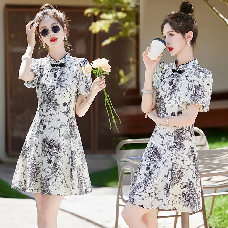 高档后妈裙正版复古水墨印花连衣裙女2025夏季新款盘扣国风裙子