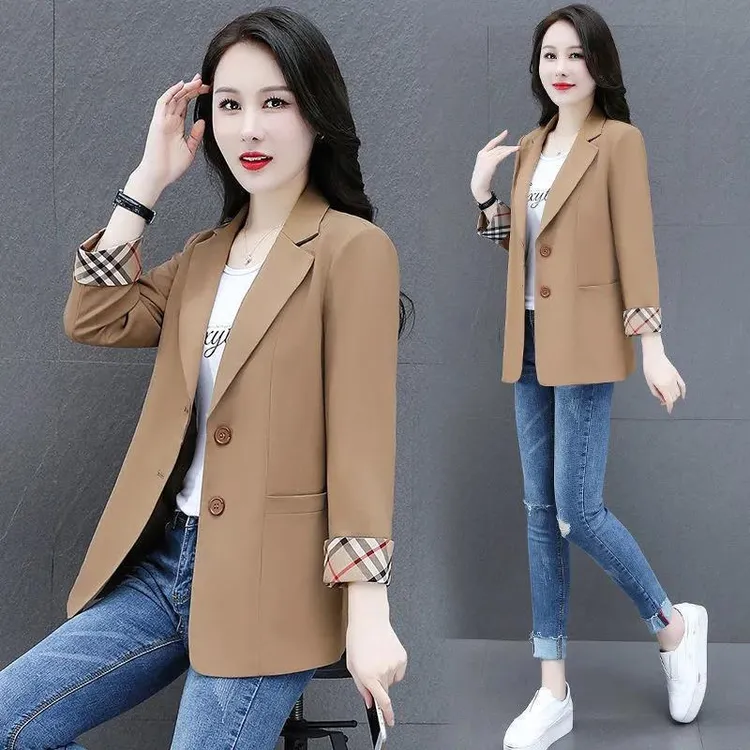 大码200斤2025新款小西装外套女薄款韩版格子七分袖气质短款西服