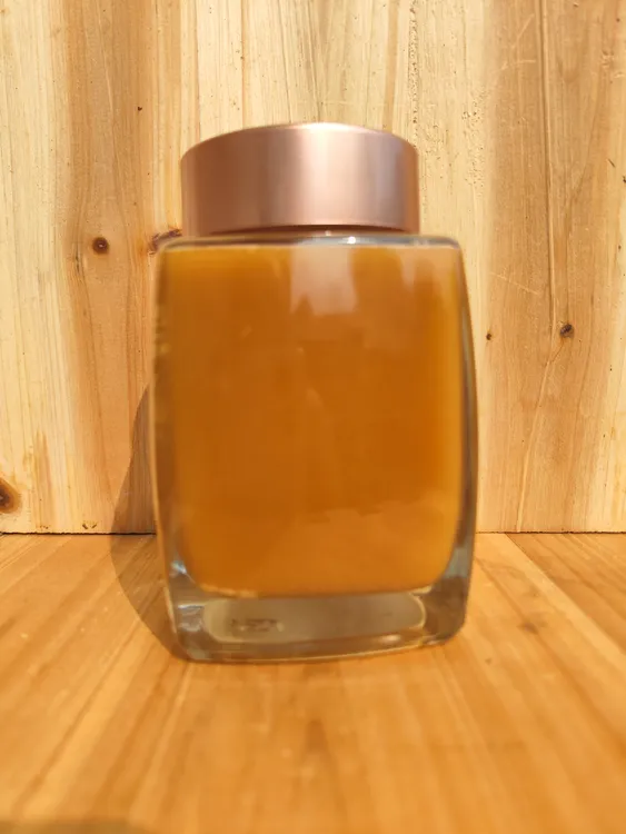 天然纯正深山老式木桶百花土蜂蜜一年只冬季取一次自然成熟椴树蜜