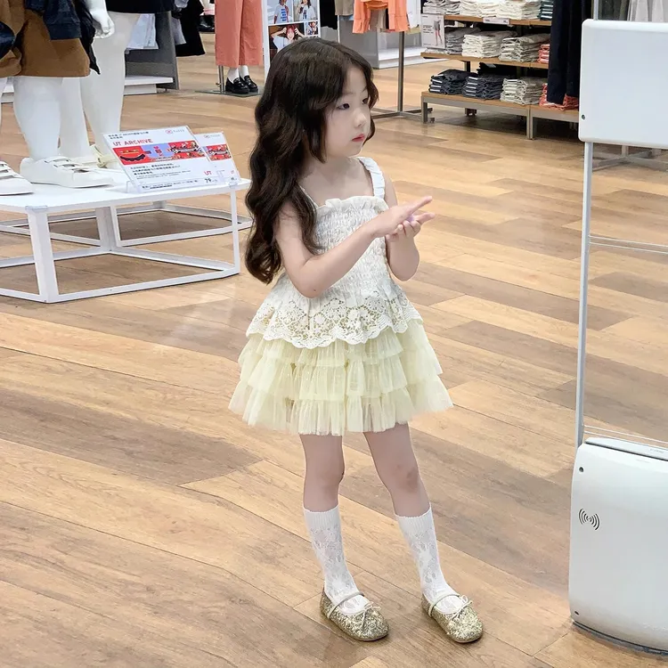 法式女童2025夏季新款欧若风白色打揽拼接绣花吊带女孩网纱叠层裙