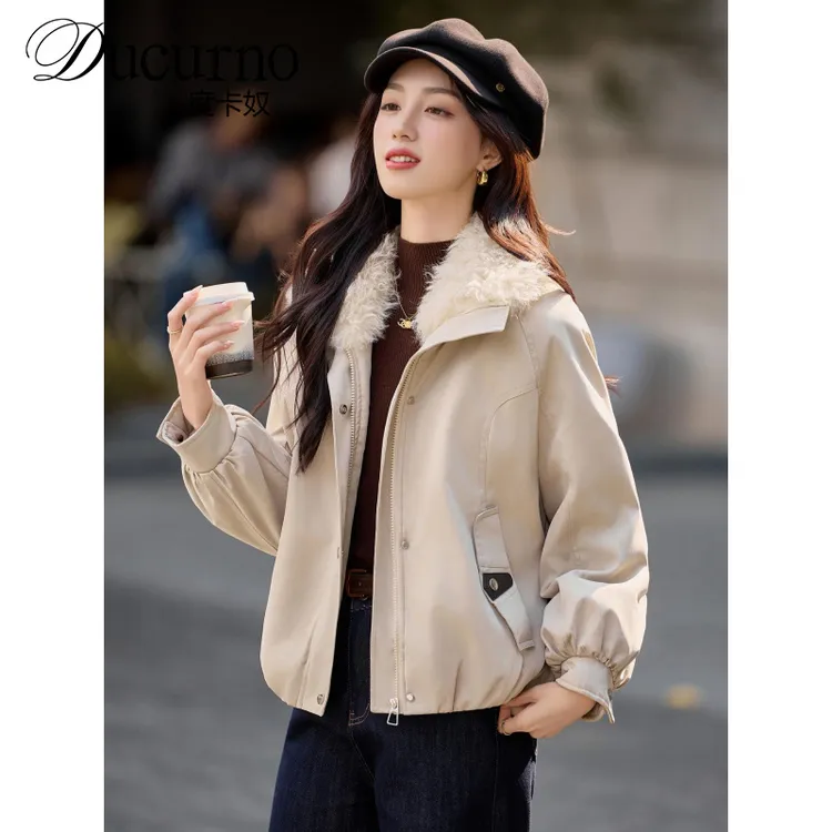 洋气减龄翻领派克服女2025冬季小个子百搭加绒加厚服外套设计感