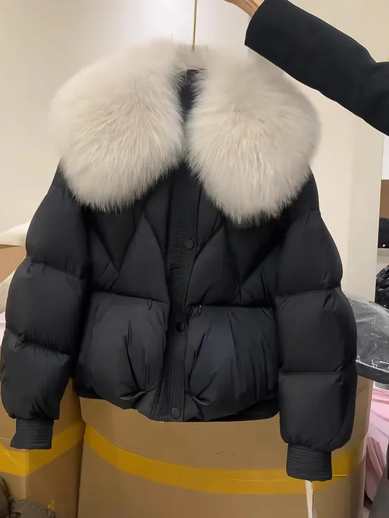 黑色短款毛领羽绒服冬季天2025年新款时尚洋气高级感小众设计感