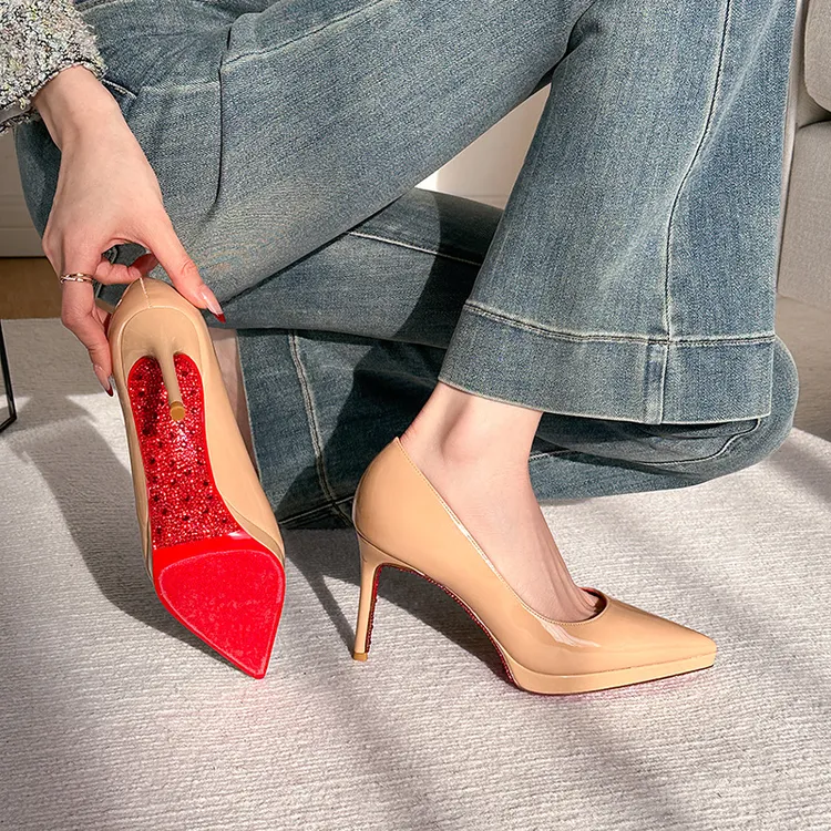 防水台带钻高跟鞋女大码法式高级感通勤黑色不累脚时尚细跟女鞋