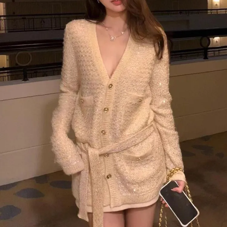 小香风V领长袖针织外套女秋纯欲法式气质宽松显瘦高级感开衫上衣