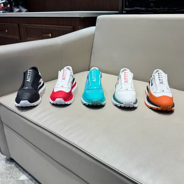 CR（偏大一码）早春新款百搭潮流休闲舒适透气懒人一脚蹬男鞋