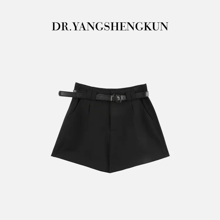 杨圣坤2025新品女士高腰A字阔腿百搭休闲短裤含腰带SQ259611