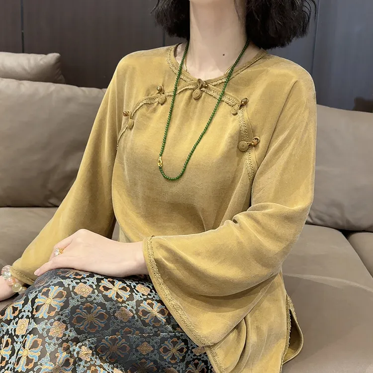 高级感复古风轻奢洋气小众姜黄色盘扣小衫印花轻奢减龄阔腿裤套装