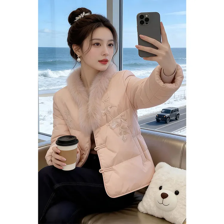 香朵儿【凛冬恋歌】新中式国风绣花棉服外套女秋冬新款保暖过年战袍