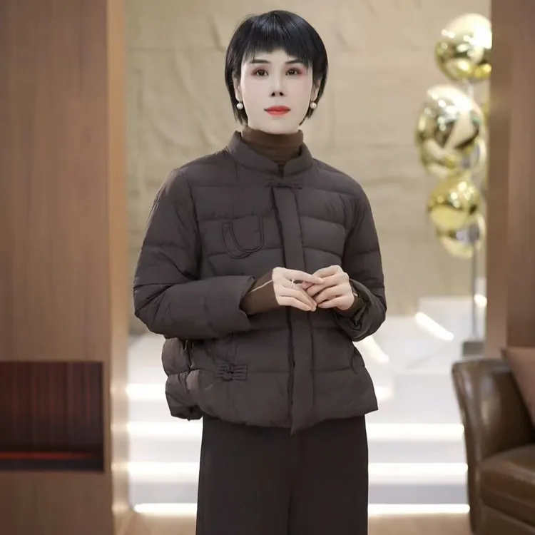 【渲渲推荐】QQ-5287冬季时尚百搭减龄小盘扣羽绒服