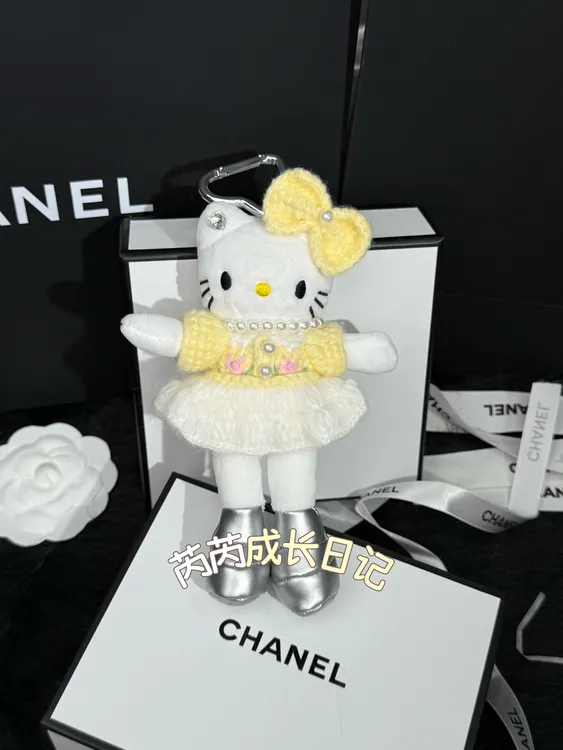 小香风Hellokitty包包挂件可爱毛绒公仔