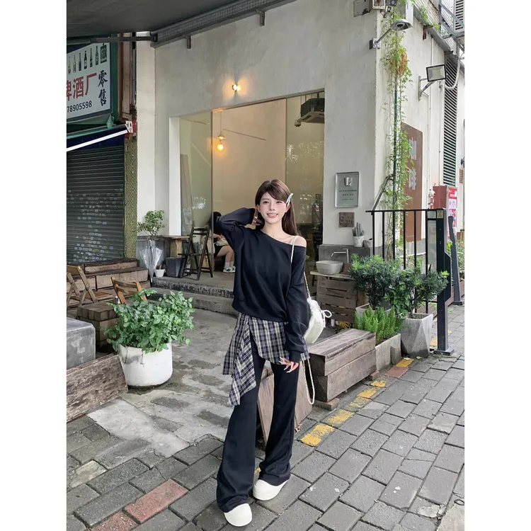 气质斜肩长袖短款卫衣女甜酷辣妹套装秋季屁帘微喇裤休闲裤两件套