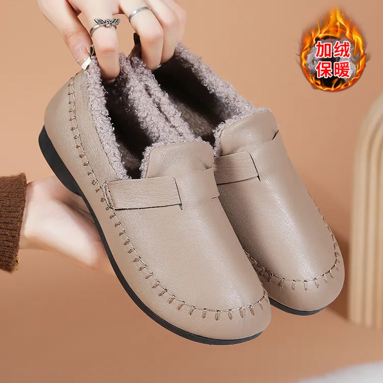 2025新款一脚蹬棉鞋冬季加绒加厚女中老年防滑平底鞋博肯豆豆鞋