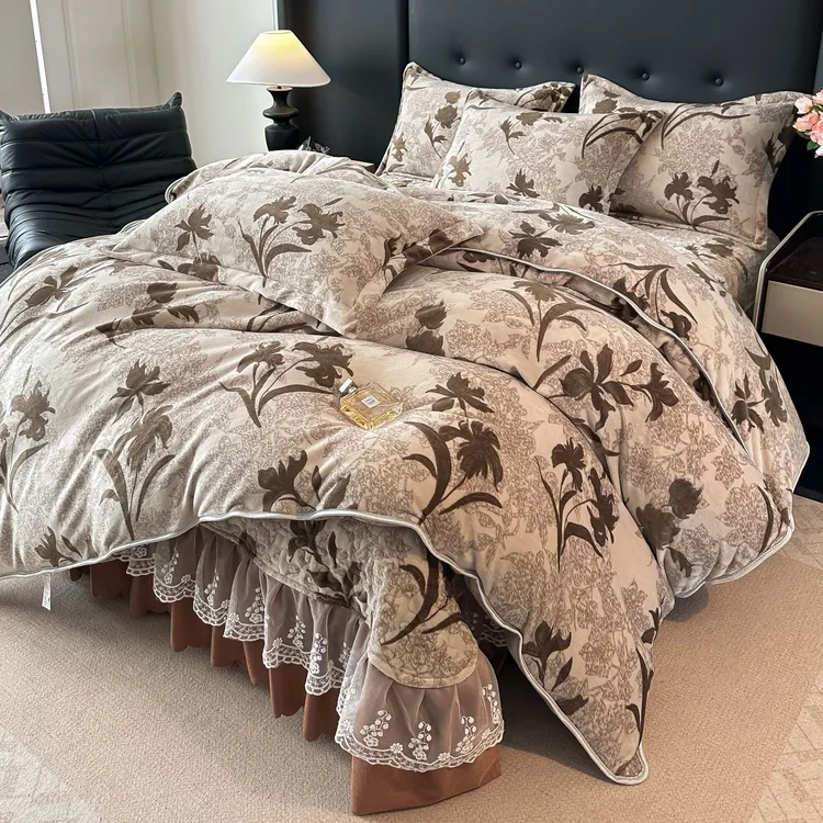 牛奶绒加棉床盖四件套加厚牛奶绒床盖套件秋冬保暖床盖三件套