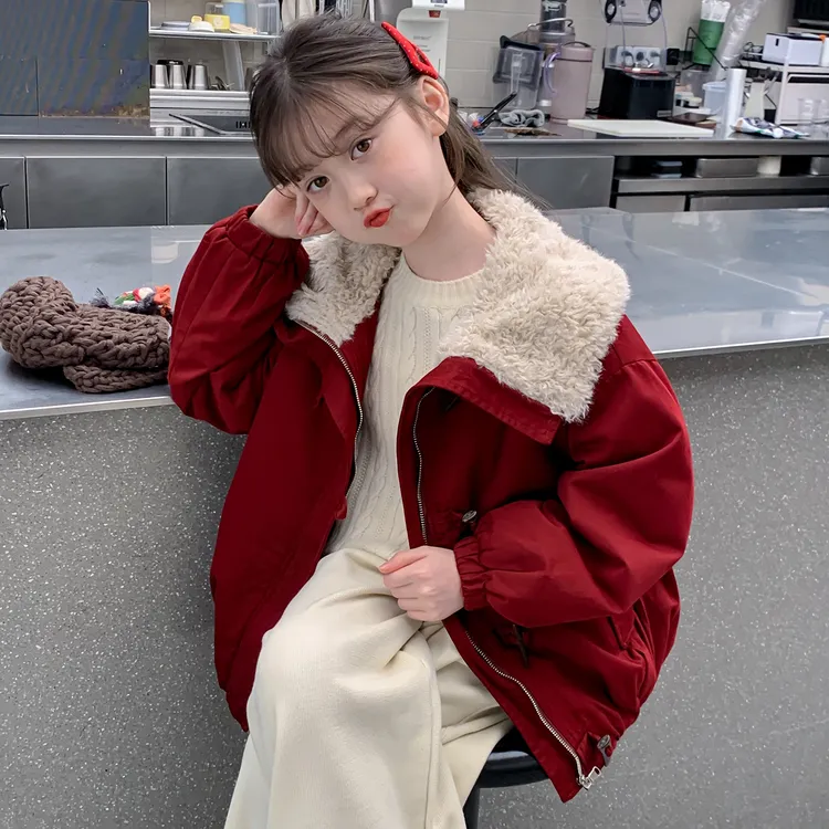 女童外套冬装2025新款洋气儿童加绒加厚派克服中大童冬季红色上衣