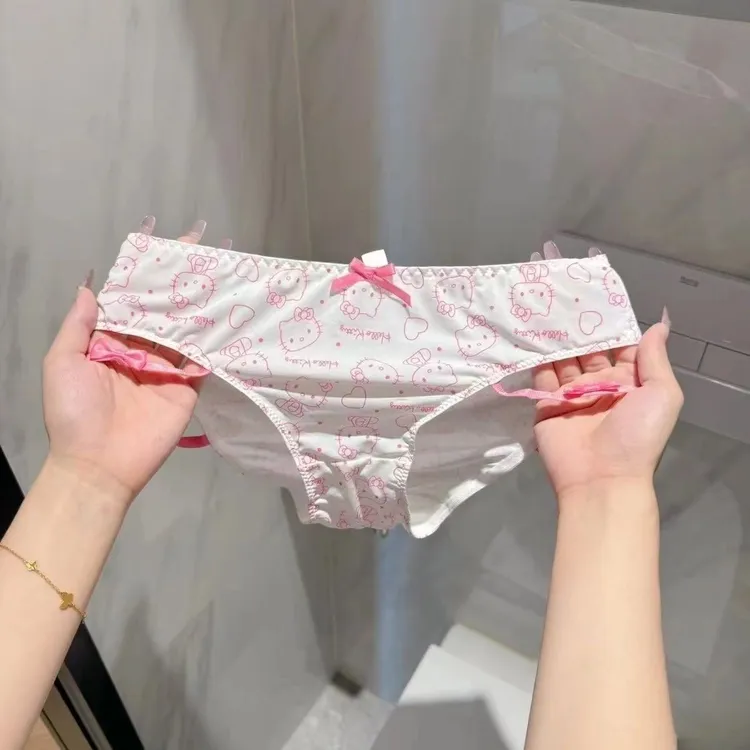 A妹Kitty新款内裤女士纯棉抗菌裆2025新款女生动漫猫咪性感三角裤