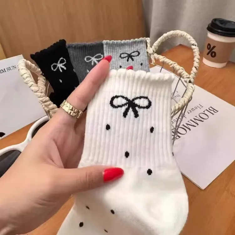 【新疆包邮】波点蝴蝶结短袜女秋冬日系网红中筒女袜花边袜防臭吸汗