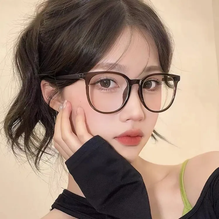 网红爆款防蓝光近视眼镜女平光眼镜高颜值时尚护眼百搭超轻眼镜